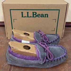 L.L. Bean Kids Slippers in Charcoal and Lavender